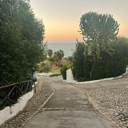 Le Sirene Luxury Accomodation With Private Apartman Parghelia
